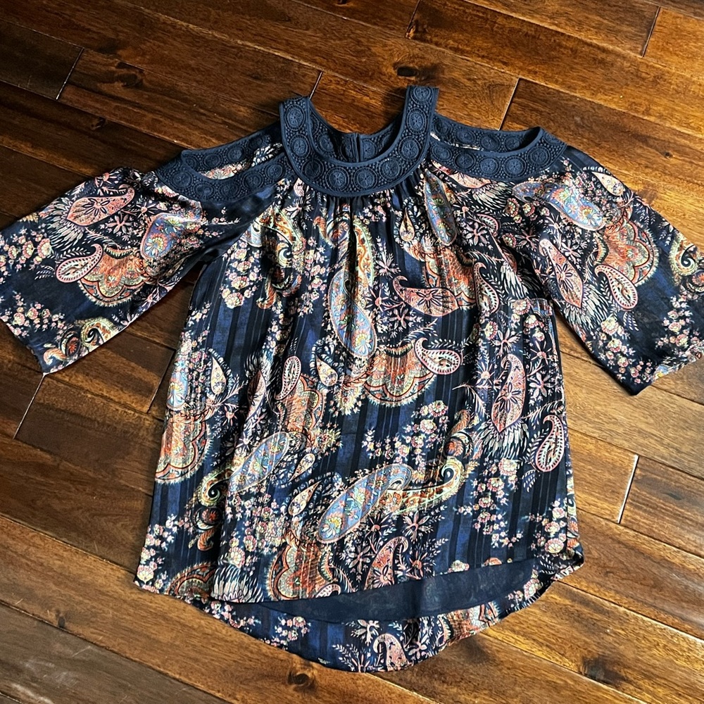 Daniel Rainn Cold Shoulder Top Paisley and Lace